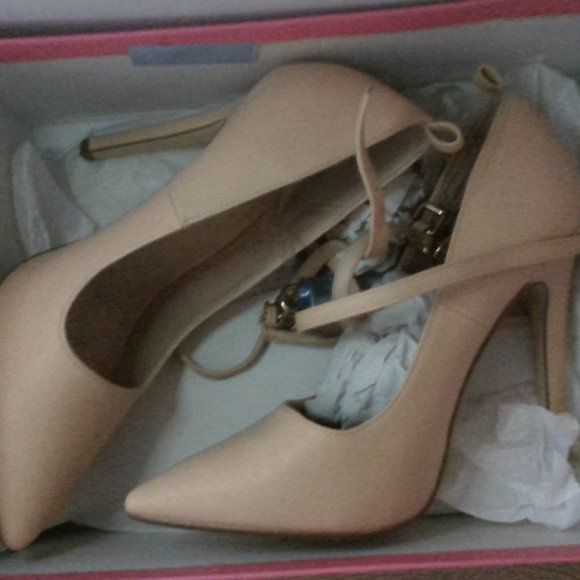 Jaslene Nude High Heels - Picture 3 of 6